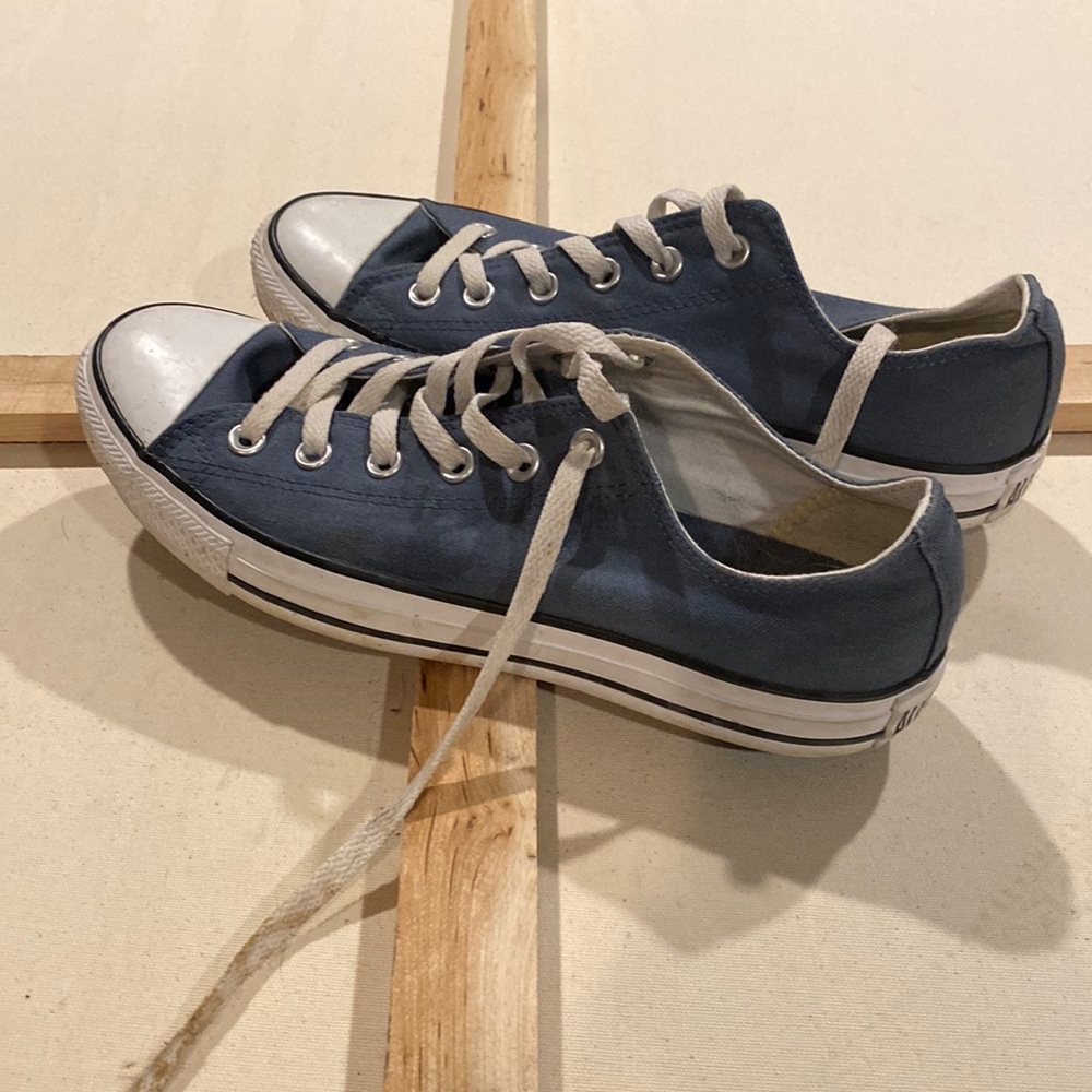 Converse Chuck Taylor size 8
